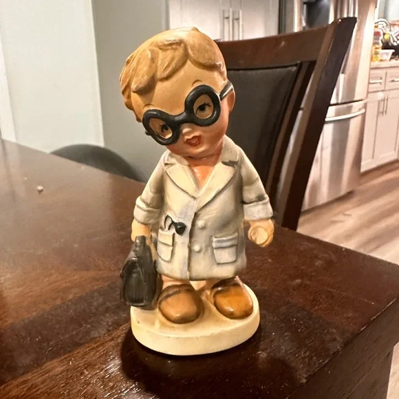 Goebel W. Germany Goebel Figurines - Toys & Collectibles